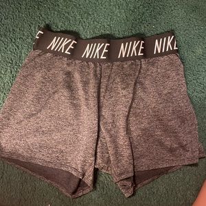 kids nike